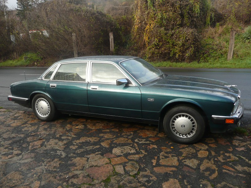 Jaguar Sovereign 023.JPG