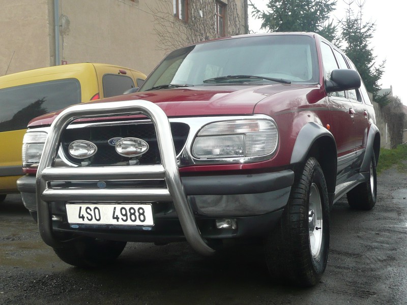 Ford Explorer 084.JPG