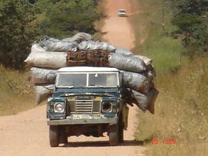 Land-rover-africa1.jpg