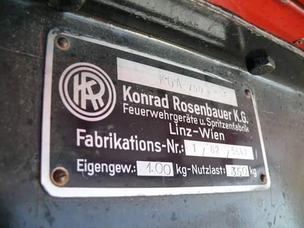 VozikRosenbauer5.jpg