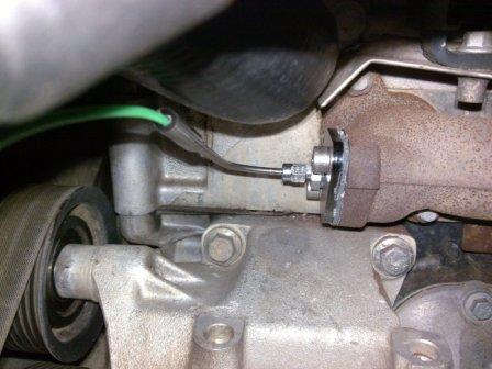 Čidlo teploty výfukových plunů Td5 - místo výčka po ERG ventilu