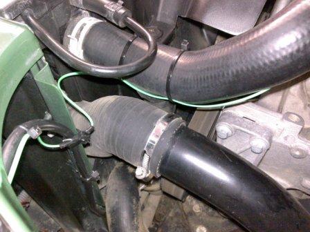 vedení kabeláže do kabiny (zelený)