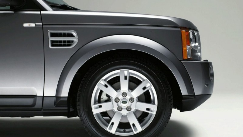 2008-16973-land-rover-discovery-3-facelift1.jpg