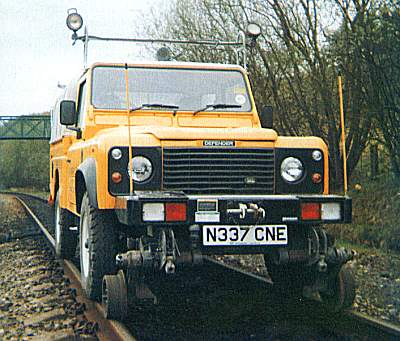Rail_Rover_Defender[1].jpg