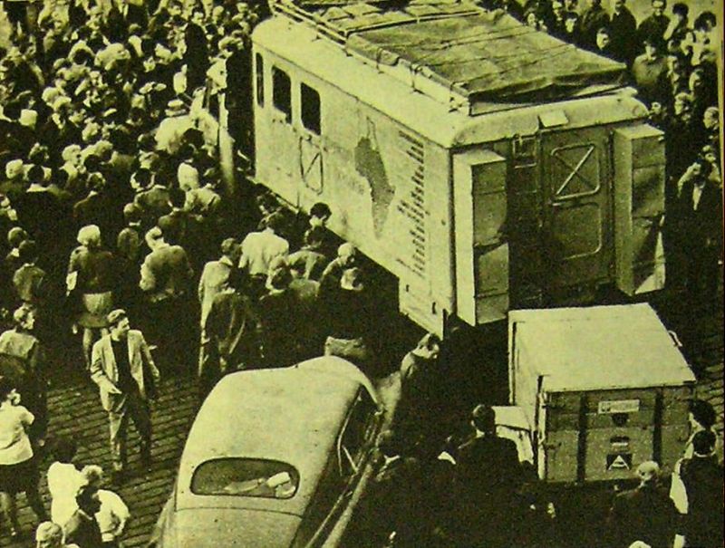 Tatra 138, expedice Lambarene 03.jpg