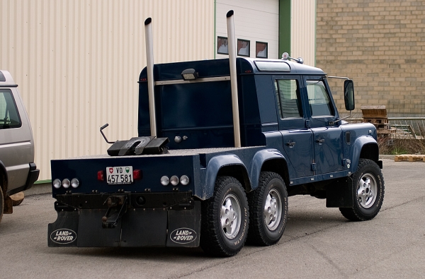 Defender TD5 6x6 b.jpg