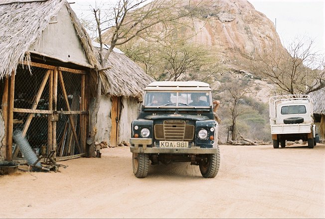 GeorgeAdamson_LandRoverLeavingKampiYaSimba_Disk2Sm.jpg