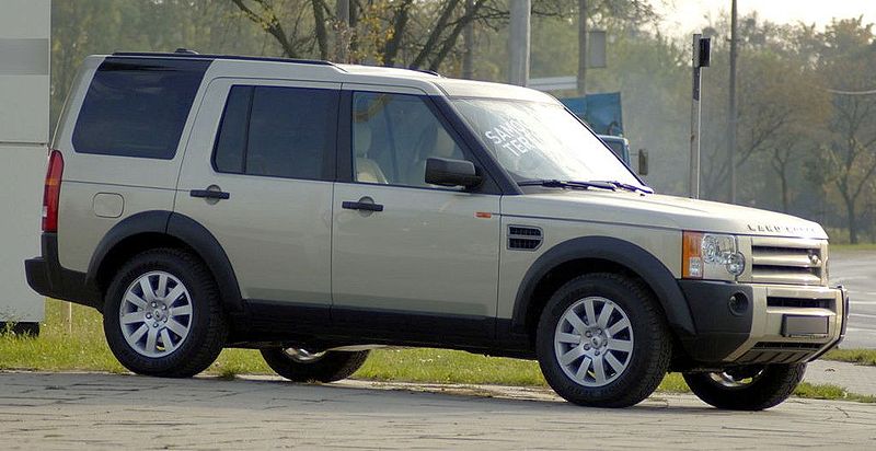 800px-Land_rover_discovery_3_right.jpg