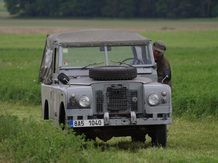 BW8.jpg