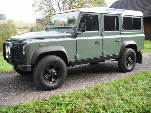 defender 004.jpg