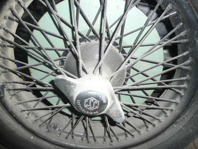 Auta 180.jpg