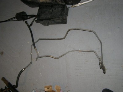 potrubie k chladiču automatu-  40 euro