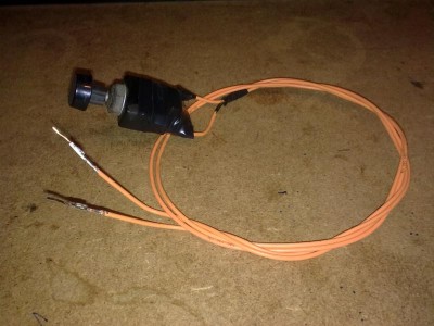 absD1II.jpg (65.68 KiB) Zobrazeno 8478 x Special diagnostic Land Rover tool :-).