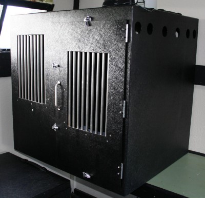 Dog box for 4x4.JPG