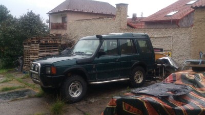 jedna neaktualni foto (pred liftem, stare gumy, bez pevnostaku...)