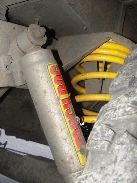 DEF_zadni tlumic.JPG