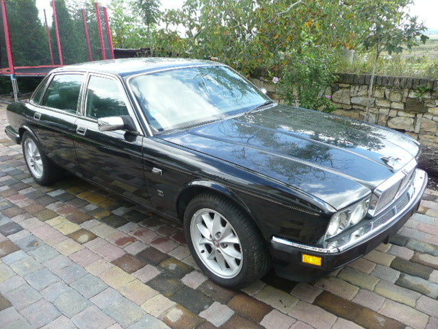 XJ40 011.JPG