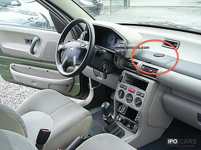 land_rover__freelander_1_8i__soft_top__air_conditioning_2001_9_lgw.jpg