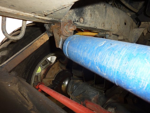 Tlumič řízení (2).JPG