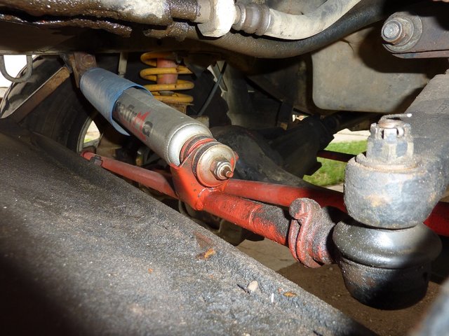 Tlumič řízení.JPG