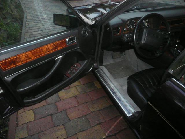 XJ 40 fialový 011.JPG