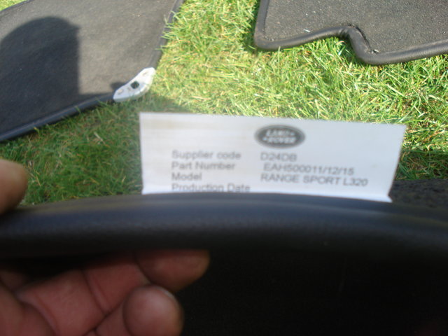 Mřížky, koberečky, L322 004.jpg