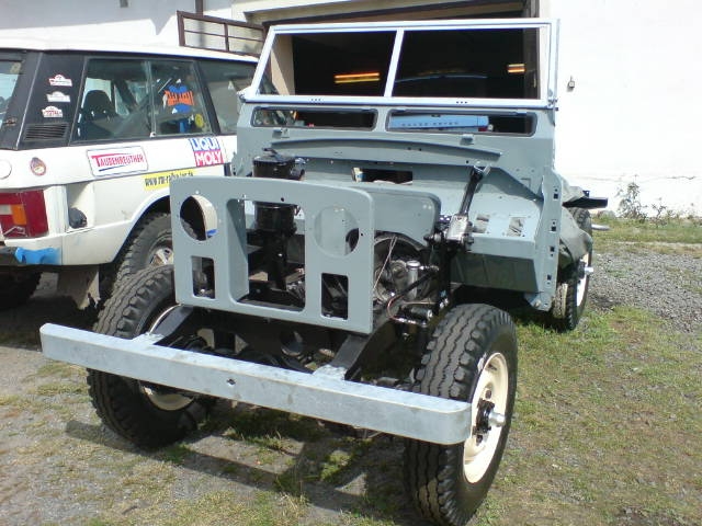 Bulkhead na aute.JPG