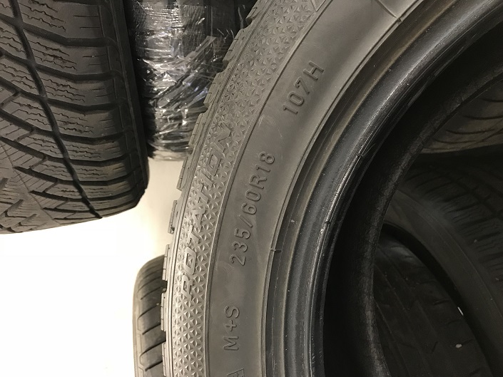 235-60 R18 1.jpg